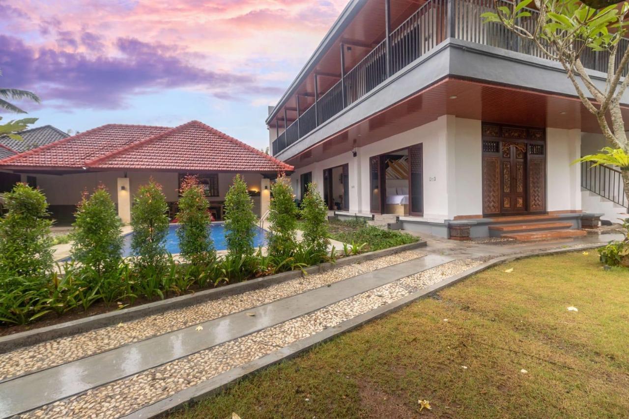 Batuan Village Sukawati  Bagian luar foto
